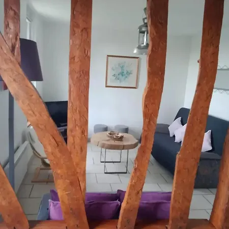 Maison Conviviale A Avec Jardin 度假居